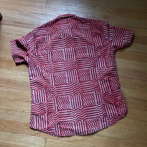 Corridor Paneled Handblock Shirt in Red - Picture 4 of 4